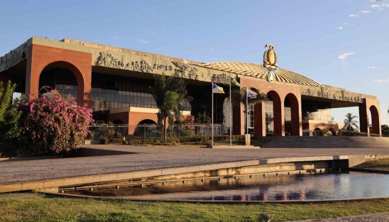 Governo do Tocantins decreta luto oficial de três dias pelo falecimento do ex-secretário e ex-deputado Adjair de Lima e Silva